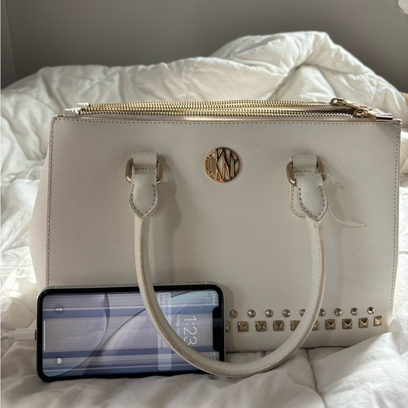 DKNY White Purse - Picture 2 of 8